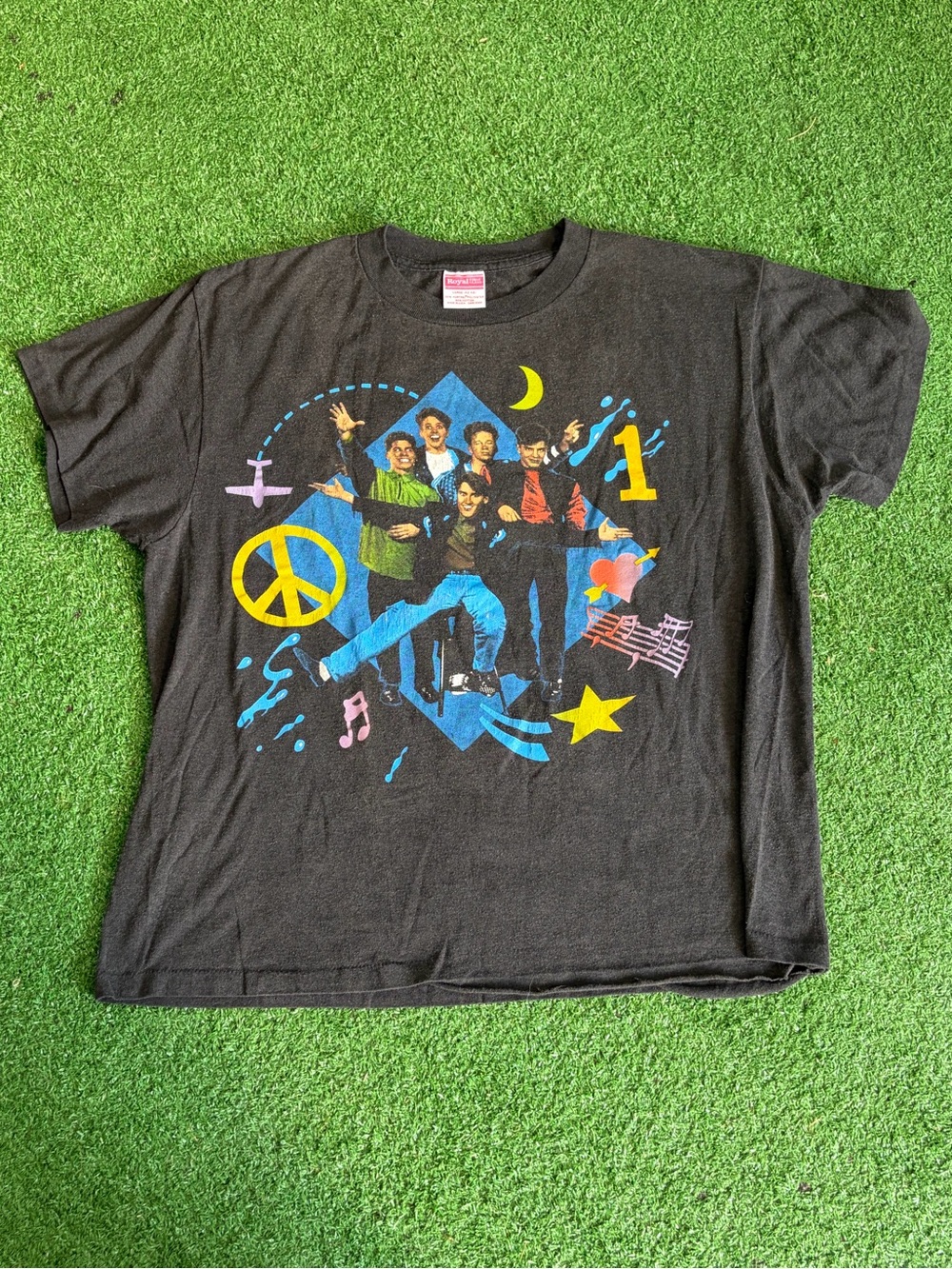 Graphic Band Crewneck Tee in Black - Unbranded
